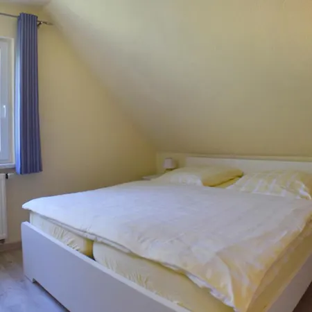 Ankerplatz Rh 5 * Prerow
